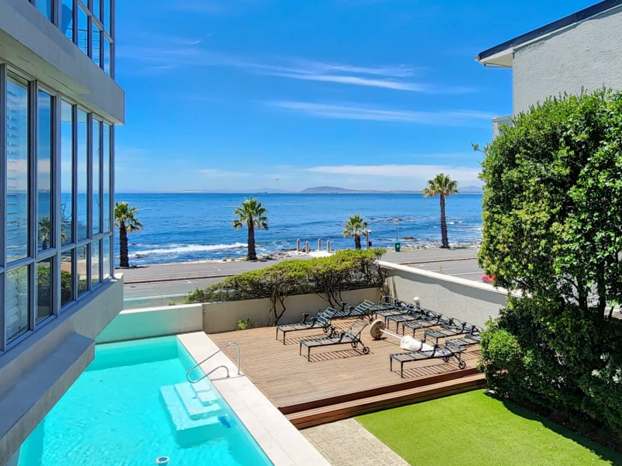 3 Bedroom Property for Sale in Mouille Point Western Cape